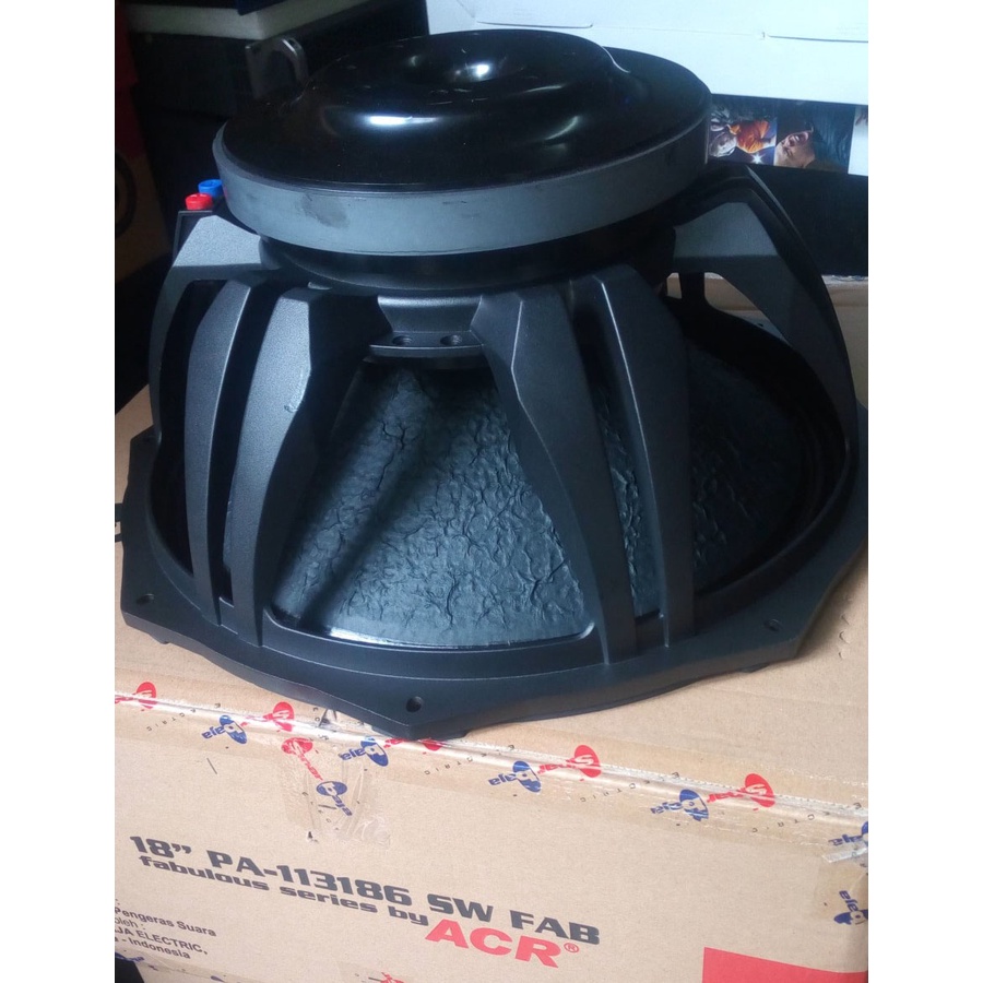 Harga Speaker Fabulous 18 Inch 2000 Watt