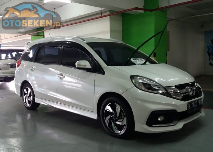 Harga Mobil Mobilio Bekas