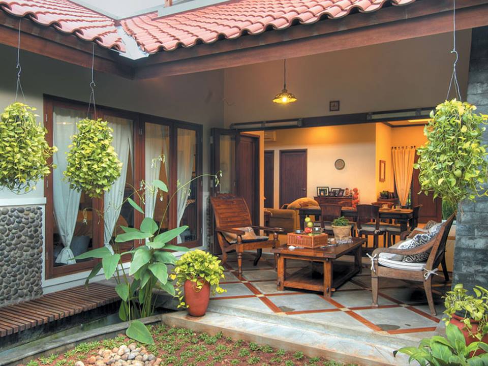 Desain Teras Belakang Rumah