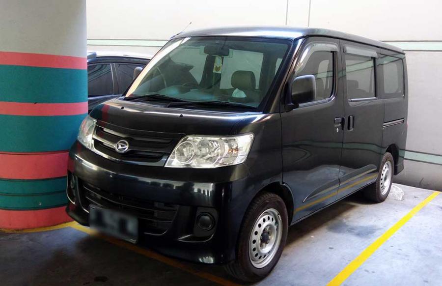 Harga Mobil Bekas Luxio 2011