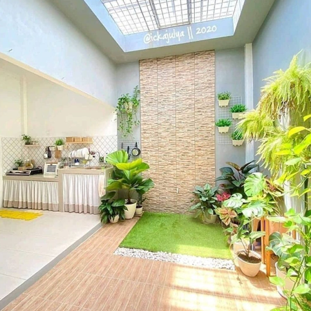 Desain Taman Dalam Rumah Dekat Dapur