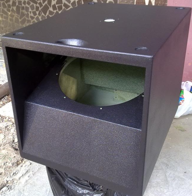 Model Box Speaker 12 Inch Lapangan Model Box Speaker 12 Inch Lapangan