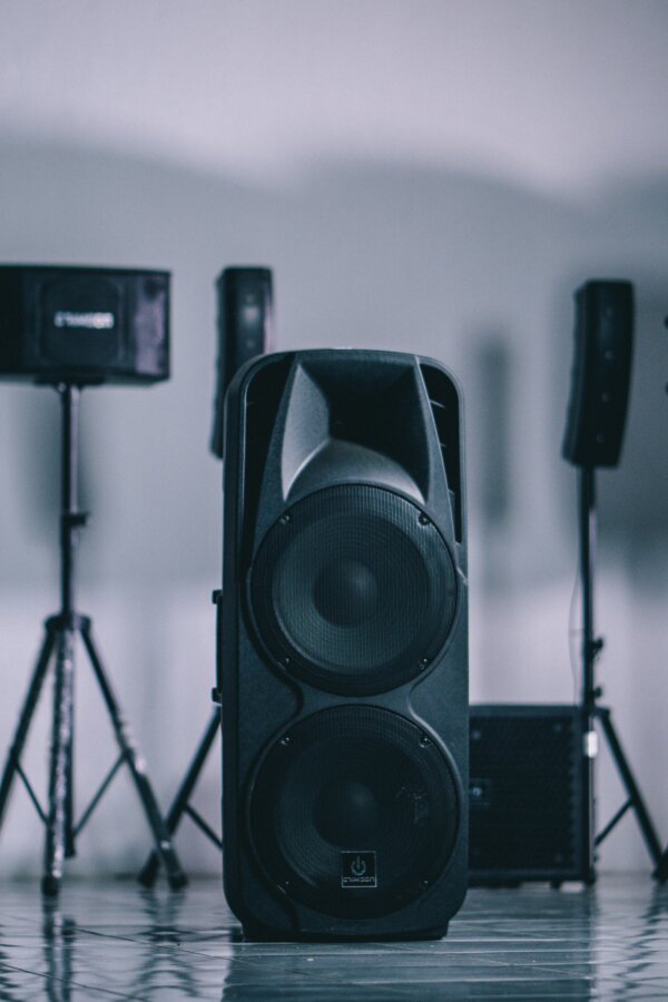 Speaker Aktif Crimson 15 Inch Speaker Aktif Crimson 15 Inch