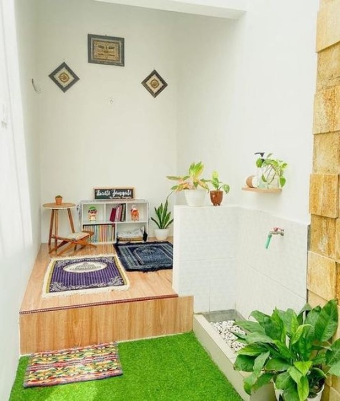 Desain Mushola Mungil Di Teras Belakang Rumah