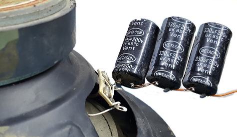 Kapasitor Untuk Speaker Bass