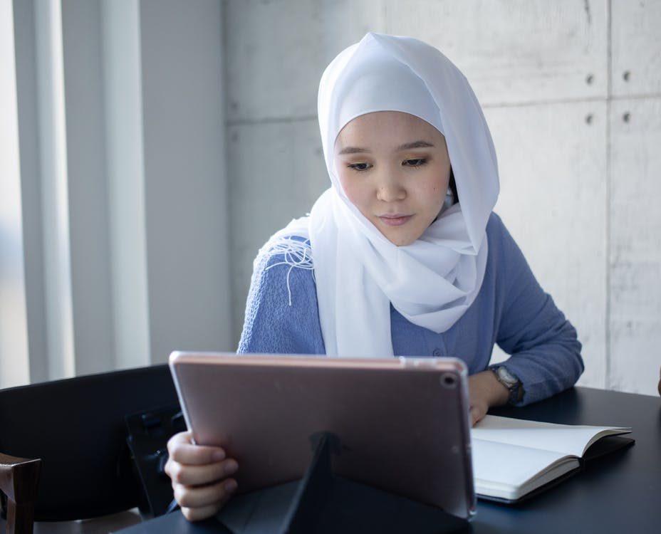 Asuransi Dalam Perspektif Hukum Islam