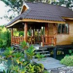 Desain Rumah Kayu Pinggir Pantai