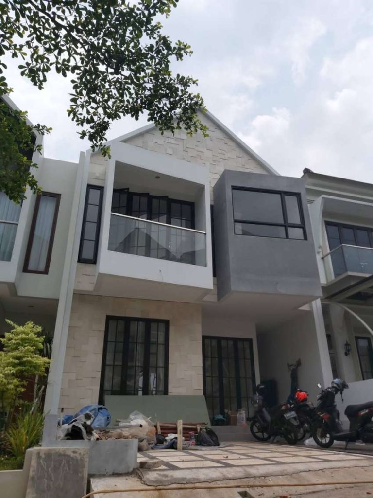 Desain Rumah Pinggir Jalan Raya