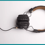 Layar Monitor Speaker Dan Printer Termasuk Peralatan